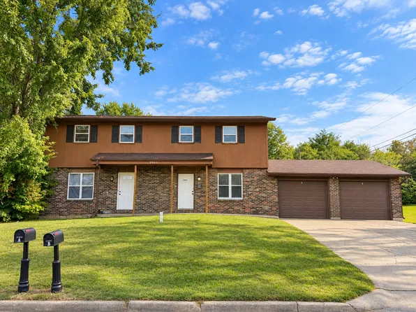 2905 N Willowbrook Rd #B, Columbia, MO 65202