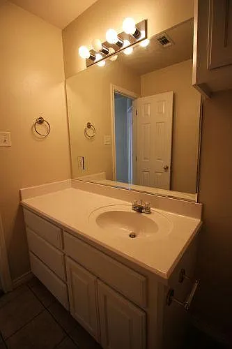 3744 Essen Loop — Photo 6