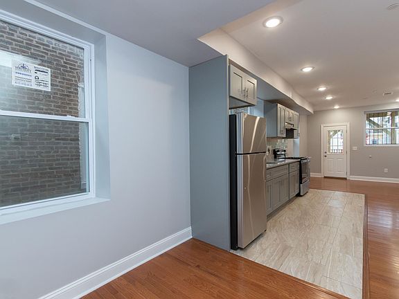 5th image of 1021 W Dauphin St Floor 3