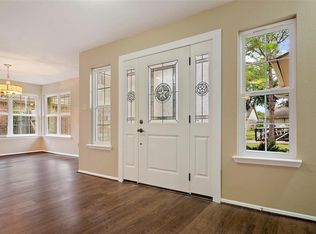 11302 Mulholland Dr, Stafford, TX 77477