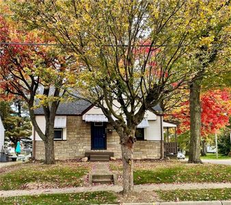 901 Austin Ave, Akron, OH, 44306