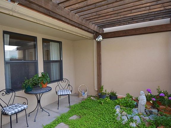 3rd image of 9209 Camino Cometa NE