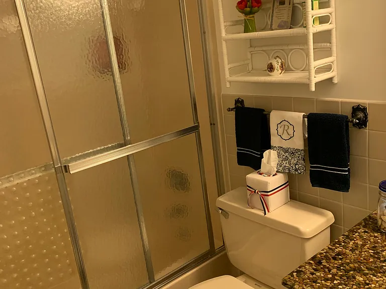 1134 Charlevoix Ave #10 — Photo 24
