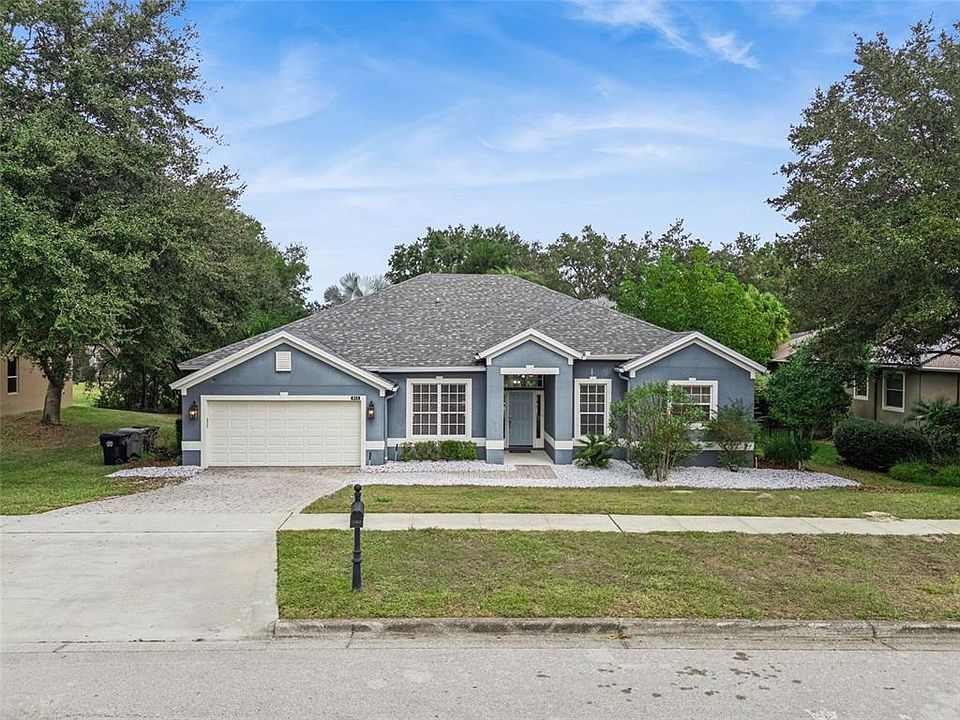 1st image of 833 ROCK CREEK STREET