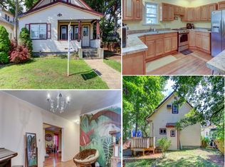 2 Keats Pl, Hicksville, NY 11801