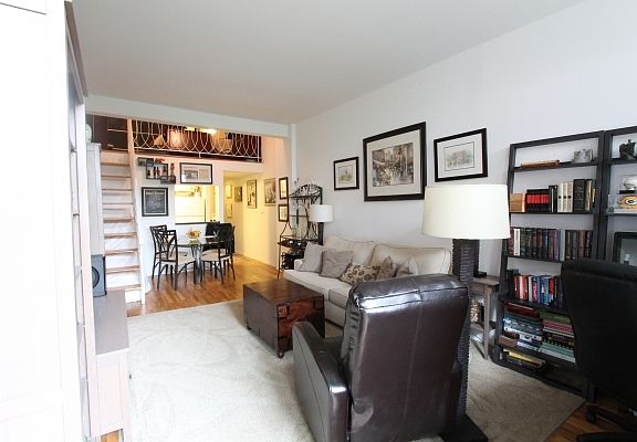 3rd image of 320 E 65th St APT 415