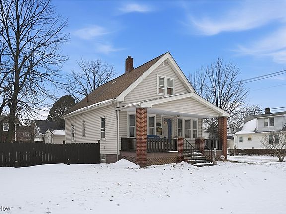 2nd image of 19304 Cherokee Ave