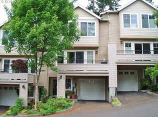4524 Lower Dr #A-3, Lake Oswego, OR