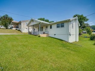 320 Independence Dr, Kingsport, TN 37660