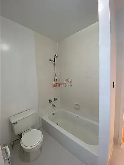 413 W 52nd St #3B — Photo 9