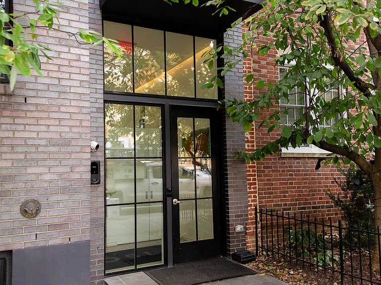 1708 V St NW #4 — Photo 15