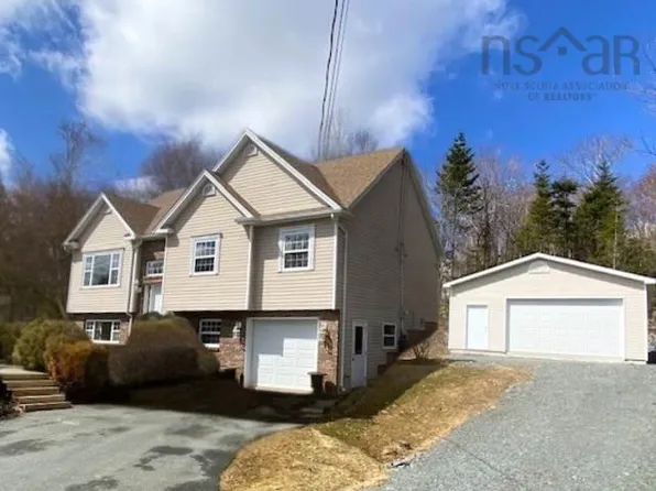 80 Rivendale Dr, Beaver Bank, NS B4G 1G2