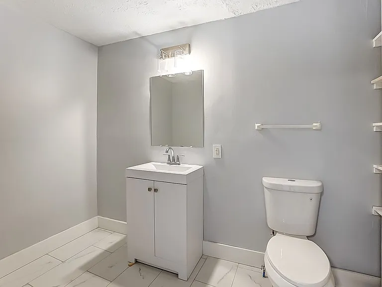 2826 E 2nd St — Photo 14