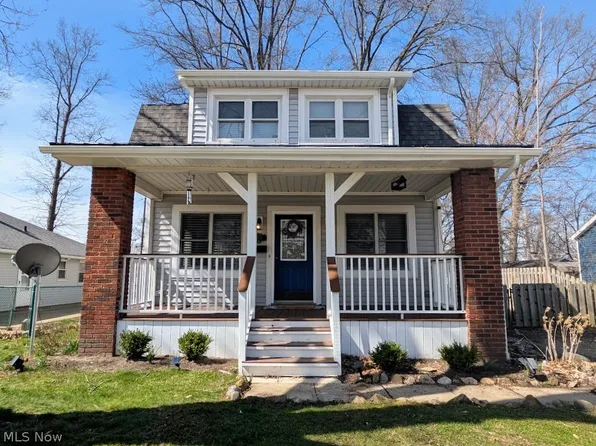 1902 Harding Dr, Wickliffe, OH 44092