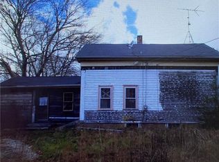 26 Camp Yawgoog Rd, Rockville, RI 02873