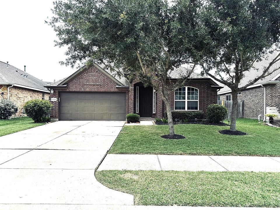 1st image of 20326 Granophyre Ln