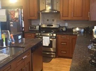 12 Larch Pl UNIT 12, Roslindale, MA 02131