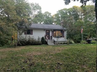 236 Twin Brook Ln, Coventry, RI 02816