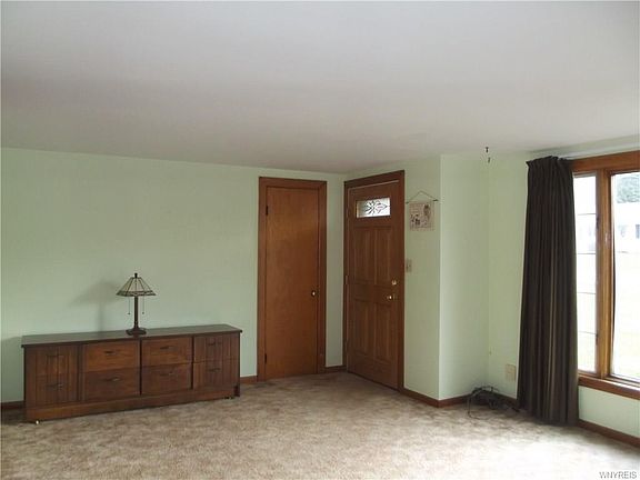 4th image of 4804 Crestwood Dr