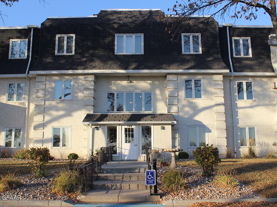 1st image of 815 Duke Dr APT 134