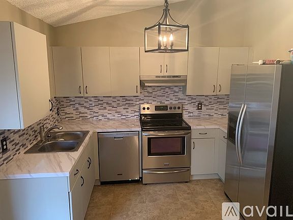 2nd image of 1508 SE Appamattox Ter