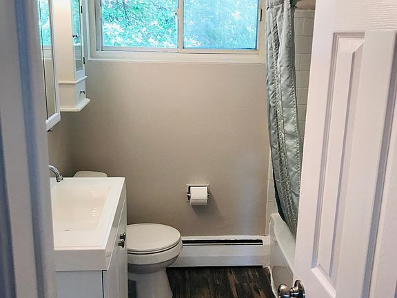 2nd image of 335 Buffalo St #3