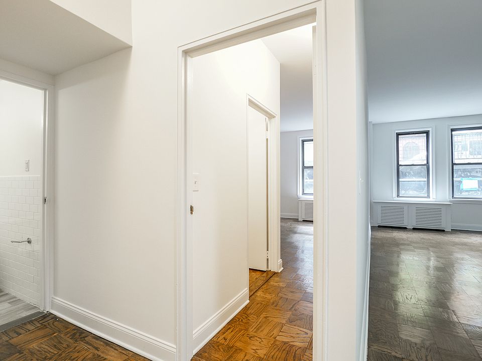 1st image of 235 W 22nd St #F1