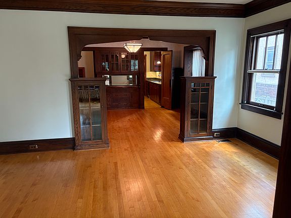 2nd image of 3221 Dupont Ave S #1