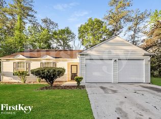 206 Red Oak Dr, Riverdale, GA 30274