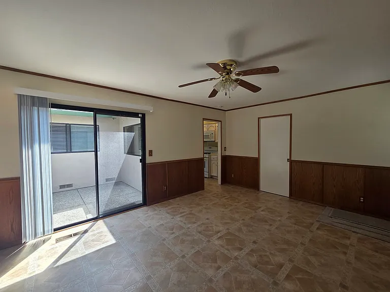11732 Bloomington Way — Photo 10