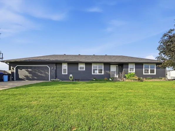 3649 SE Peck Rd, Tecumseh, KS 66542
