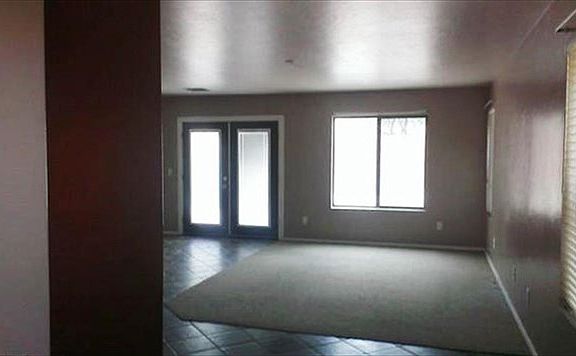 2nd image of 756 W Cholla Crest Dr