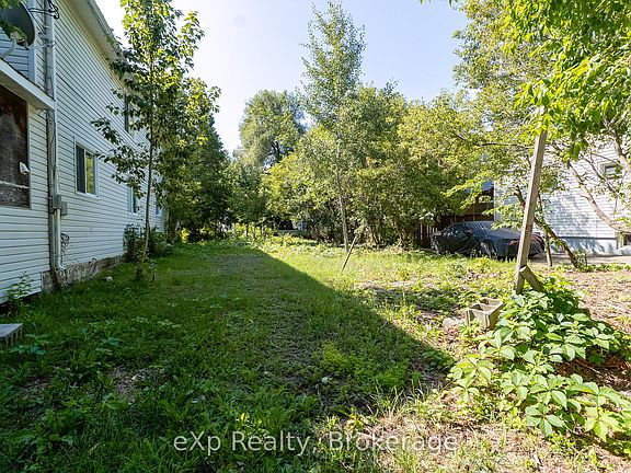 4th image of 169 Saint George St