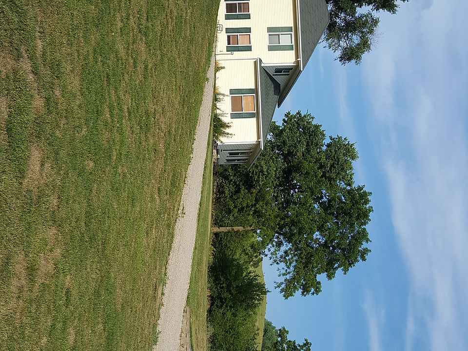 2nd image of 3382 Hancock Ave