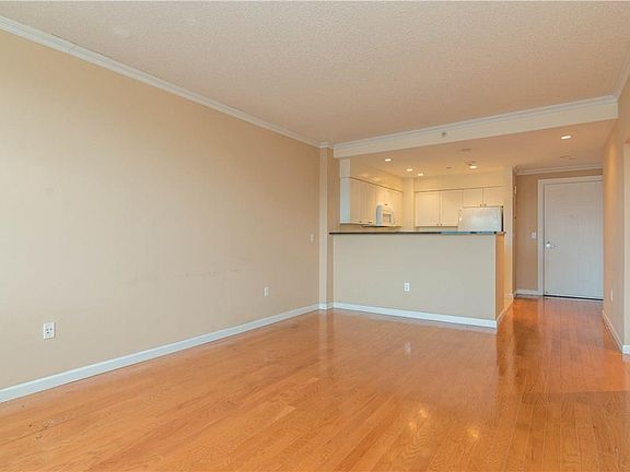 4th image of 300 Mamaroneck Ave APT 318