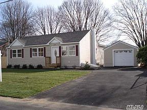 2nd image of 130 16th St