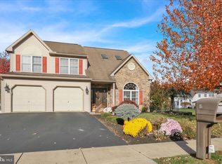 35 Pacific Ave, Reading, PA 19608