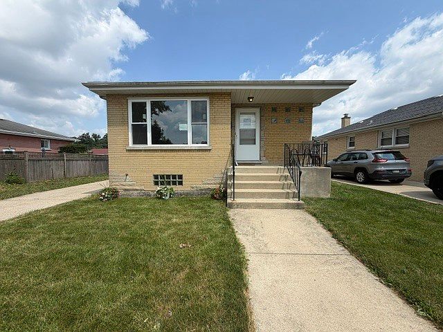 1st image of 9120 26th Pl