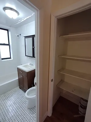 Rented by Crosstown Apartments NYC | media 15