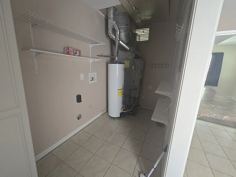 1345 S Silas St — Photo 12