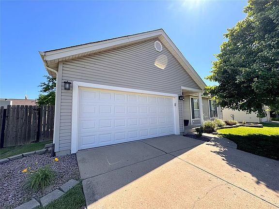 4th image of 543 Chapel Cross Dr