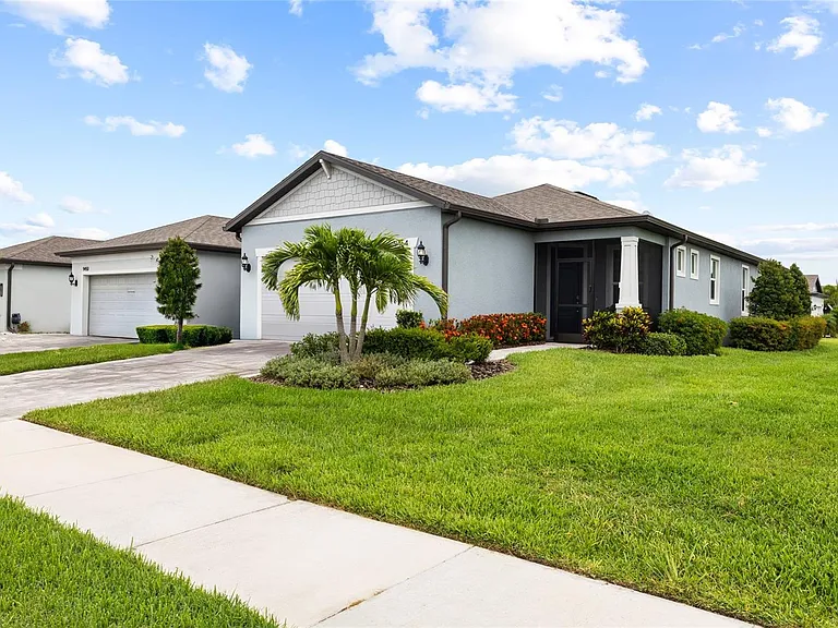 9454 Ballaster Pointe Loop — Photo 3