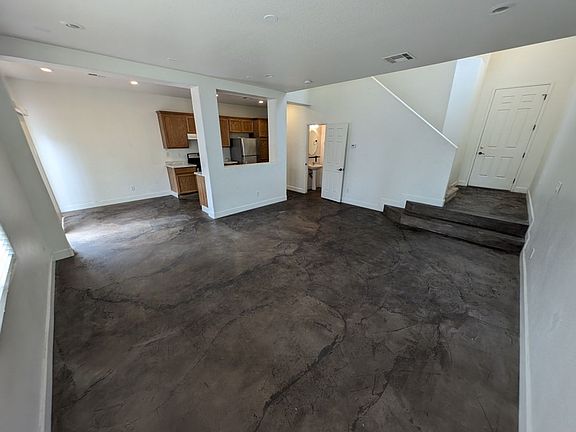 4th image of 9735 Clifford Walk Ave