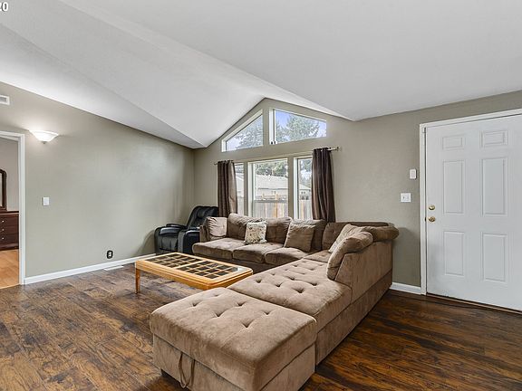 5th image of 8250 SE 76th Pl