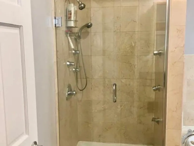 1434 W Fletcher St #2F — Photo 18