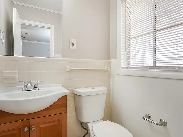 224 Tanglewood Cir — Photo 15
