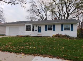 2509 Victor Ave, Lansing, MI 48911