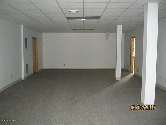 3rd image of 441 N 10th St