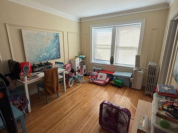 5th image of 2954 N Kostner Ave #4411-1