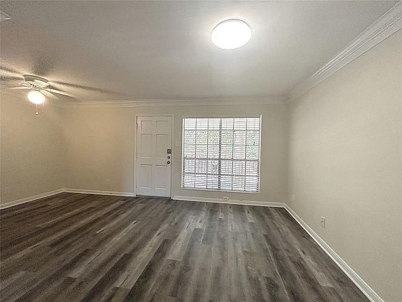 5th image of 3611 Stanford St #12